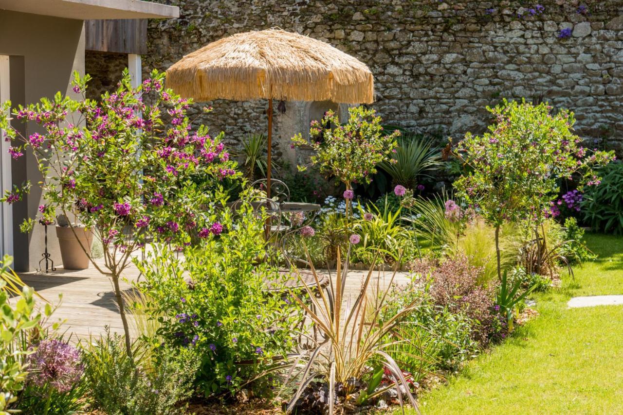 Chambre D'Hote Et Gite Du Jardin Des Corsaires Saint-Malo Exterior foto
